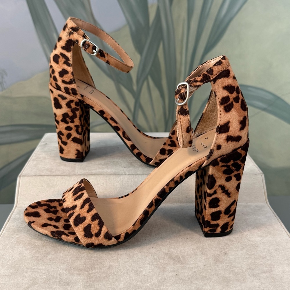 A new day size 7, NWOT Leopard Print Ankle Strap Block Heel Sandals - Tan/Black